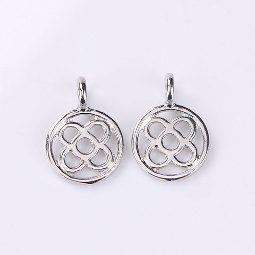 Bild von Zinklegierung Charms Rund Silberfarbe Blumen Hohl 22mm x 15mm, 20 Stück