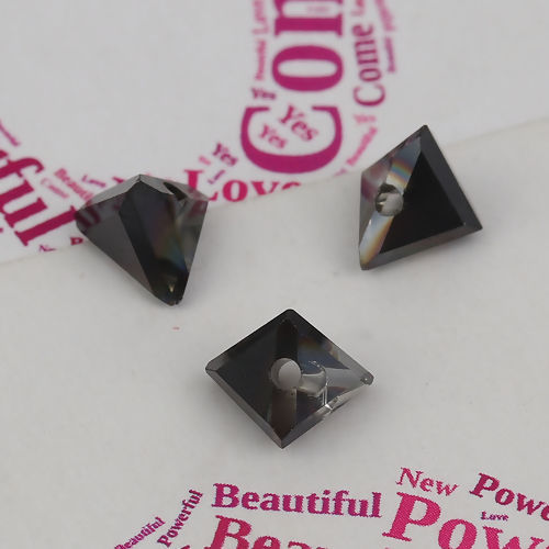 Image de Perles en Verre Triangle Noir & Transparent Deux Couleurs A Facettes 8mm x 5mm, Tailles de Trous: 1.3mm, 40 Pcs