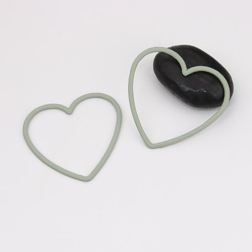 Picture of Zinc Based Alloy Connectors Heart Green 58mm x 55mm, 5 PCs