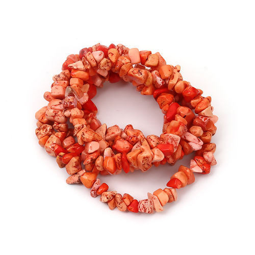 Image de (Classement B) Perles en Turquoise Synthétique (Teint) Irrégulier Rouge Orangé 13mm x 8mm - 6mm x 5mm, Trou: env. 0.7mm, 84cm long, 1 Enfilade