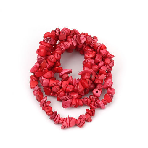 Image de (Classement B) Perles en Turquoise Synthétique (Teint) Irrégulier Rouge 13mm x 8mm - 6mm x 5mm, Trou: env. 0.7mm, 84cm long, 1 Enfilade