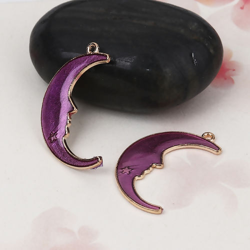 Imagen de Zamak Galaxia Colgantes Luna Media Chapado en Oro Púrpura Estrella Esmalte 32mm x 20mm, 20 Unidades