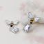 アクリル & 真鍮 チャーム 蜂 リアルプラチナメッキ クリア色 長方形 エナメル 21mm x 15mm、 2 個 の画像