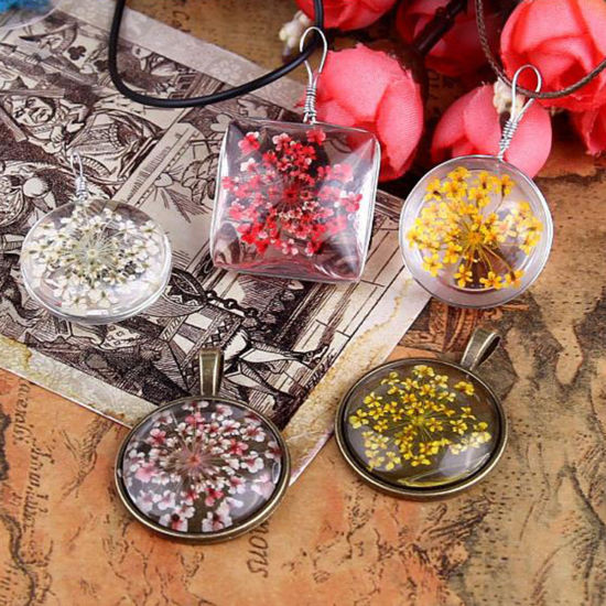 Picture of Real Dried Flower Resin Jewelry DIY Making Craft Fuchsia 27mm x27mm(1 1/8" x1 1/8") - 17mm x17mm( 5/8" x 5/8"), 1 Packet ( 12 PCs/Packet)