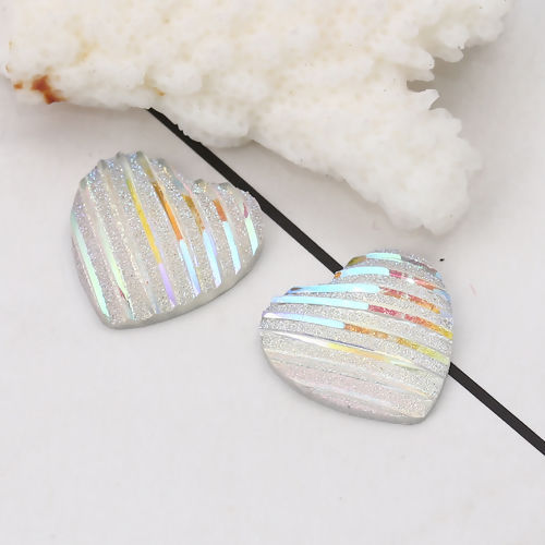 Imagen de Resina AB Rainbow color Aurora Borealis Dome Seals Cabochon Corazón Blanco Raya (Ajusta Brillo ) Diámetro: 16mm x 16mm, 100 Unidades
