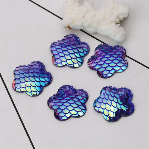 Image de Cabochon Dôme en Résine Ecailles de Dragon/Sirène Fleur du Prunier Bleu Violet Couleur AB 26mm x 25mm, 30 Pcs