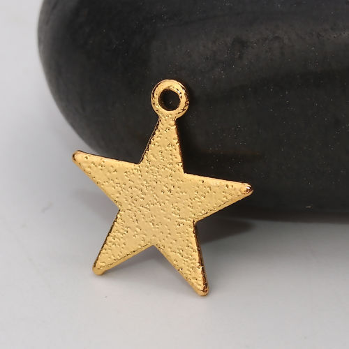 真鍮 チャーム 五芒星 金メッキ スターダスト 14mm x 13mm、 10 個 の画像