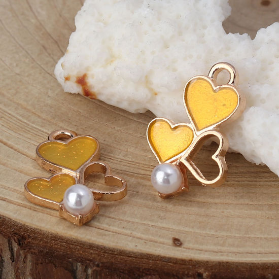 Image de Breloques en Alliage de Zinc Cœur Imitation Perles Émail Doré Jaune 19mm x 13mm, 20 Pcs