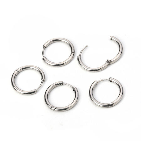 304 Stainless Steel Hoop Earrings Circle Ring Silver Tone 21mm( 7/8") x 20mm( 6/8"), Post/ Wire Size: (18 gauge), 2 PCs