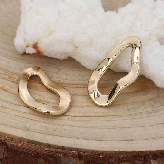 Picture of Zinc Based Alloy Charms Irregular Gold Plated 20mm( 6/8") x 12mm( 4/8"), 20 PCs