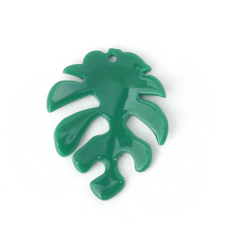 Picture of Resin Pendants Leaf Green 29mm(1 1/8") Dia. 35mm(1 3/8"), 5 PCs
