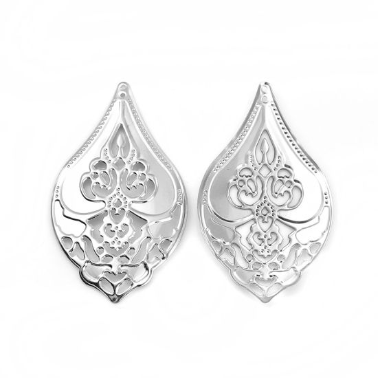 Bild von Eisenlegierung Filigran Stempel Verzierung Anhänger Tropfen Silberfarbe 70mm x 40mm, 30 Stück