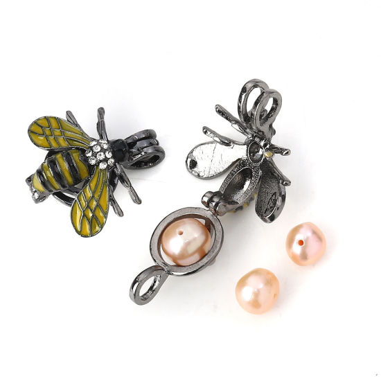 Bild von Zinklegierung Wunsch Perlenkäfig Schmuck Anhänger Biene Metallgrau Gelb Transparent Strass Emaille Zum Öffnen (Für Perlengröße: 8mm) 23mm x 22mm, 2 Stück