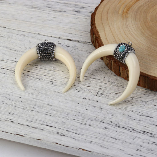 Imagen de Resina Bohemia Colgantes En forma de Cuerno Micro Pave gris Oscuro Off-white Transparente Rhinestone 5.4cm x 5cm, 1 Unidad