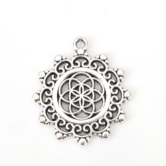 Bild von Zinklegierung Anhänger Blumen Antiksilber 34mm x 30mm, 10 Stück