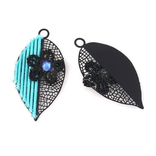 Imagen de Latón Colgantes Negro Azul Claro Hoja Flor Filigrana Estampación Azul Rhinestone 37mm x 19mm, 2 Pares
