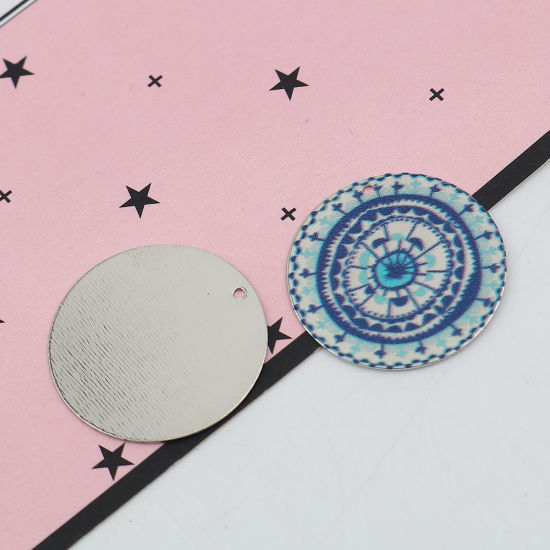 Image de Breloques Peinture en Émail en Alliage de Zinc Rond Argent Mat Bleu Fleurs Amas Stellaire  25mm Dia, 10 Pcs