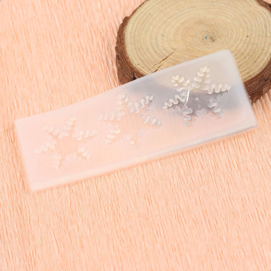 Bild von Silikon Gießform Rechteck Weiß Weihnachten Schneeflocke 11cm x 4.3cm, 2 Stück