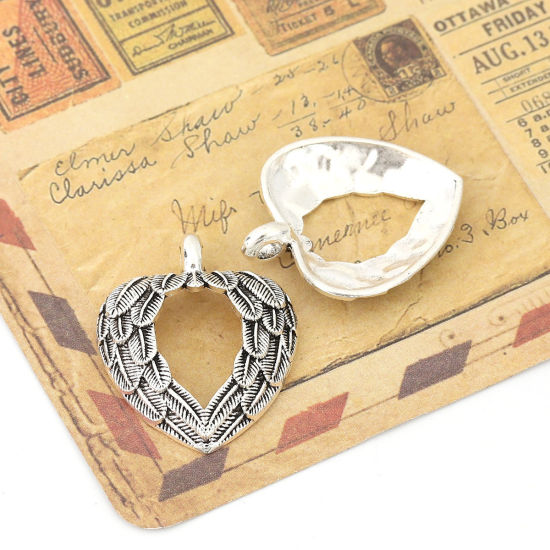 Image de Pendentifs en Alliage de Zinc Cœur Plumes Argent Vieilli 32mm x 26mm, 10 Pcs
