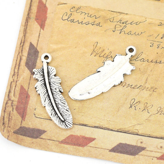 Image de Pendentifs en Alliage de Zinc Plume Argent Vieilli 30mm x 10mm, 30 Pcs