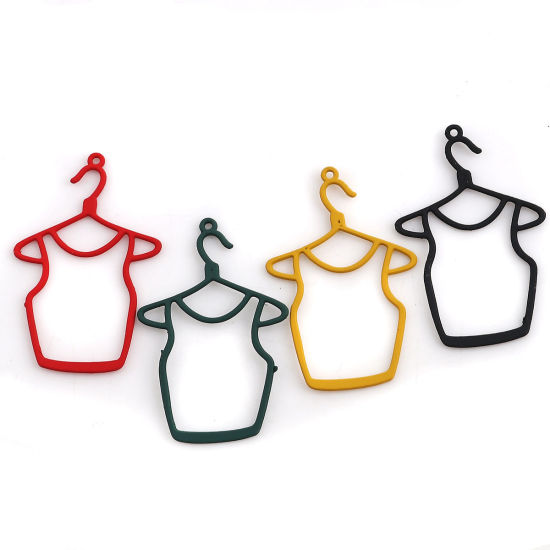 Imagen de Zamak Colgantes Percha color jengibre Ropa 45mm x 29mm, 10 Unidades