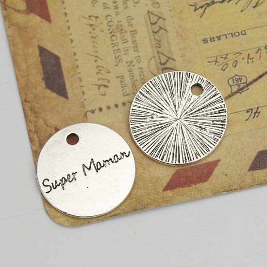 Image de Breloques en Alliage de Zinc Rond Argent Vieilli Gravé Mots " Super Maman " 20mm Dia, 10 Pcs
