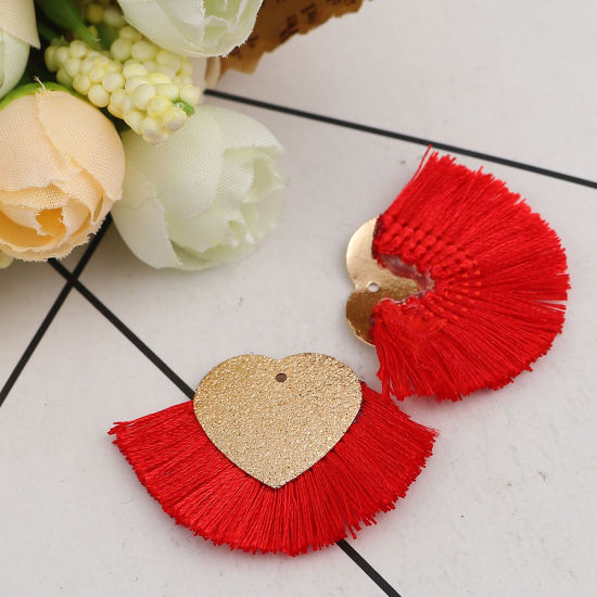 Immagine di Poliestere Nappine Ciondoli Cuore Oro Placcato Rosso Polvere di Stelle 40mm x 25mm, 3 Pz