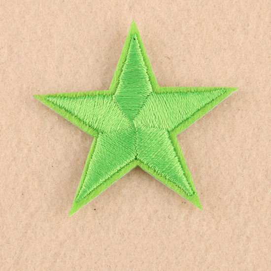 Imagen de Tela Apliques De Hierro Sobre Parches (Con Cola De Espalda) DIY Scrapbooking Craft Verde Estrellas de cinco puntos 45mm x 42mm, 10 Unidades