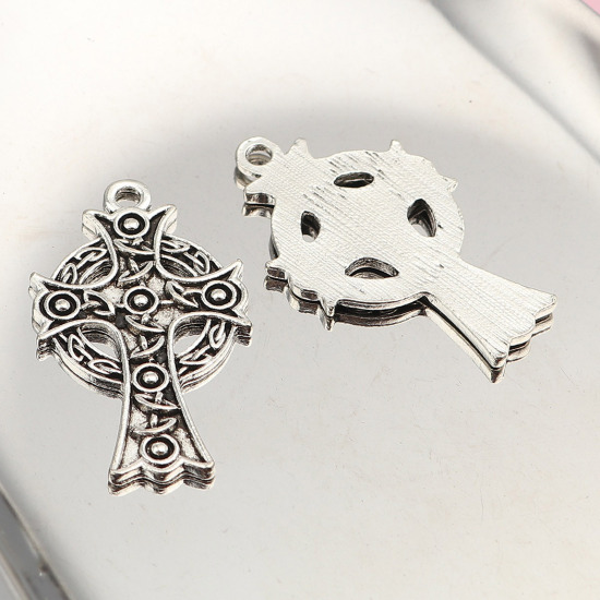 Bild von 10 Stück Zinklegierung Religiös Anhänger Antiksilber Kreuz Keltisch Knoten 37mm x 22mm