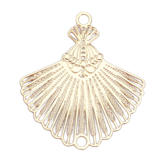 Picture of Iron Based Alloy Filigree Stamping Connectors Fan-shaped Gold Plated 29mm x 26mm, 10 PCs