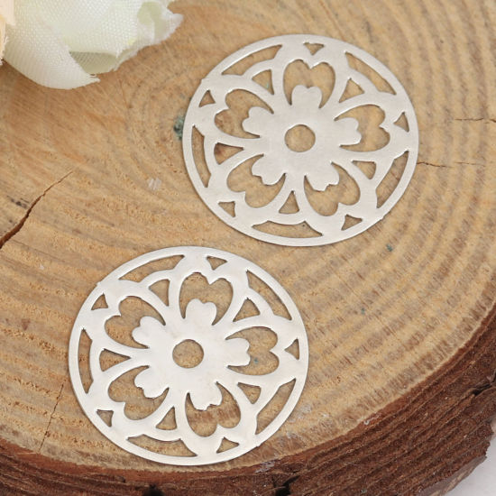 Picture of Iron Based Alloy Filigree Stamping Connectors Round Silver Tone Flower 22mm Dia, 10 PCs
