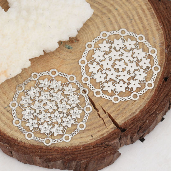 Picture of Iron Based Alloy Filigree Stamping Connectors Round Silver Tone Flower 29mm Dia, 10 PCs