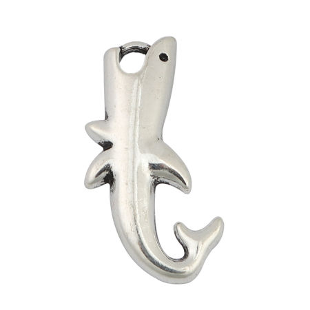 Imagen de 40 Unidades Zamak Joyería del océano Colgantes Plata Antigua Tiburón 30mm x 17mm