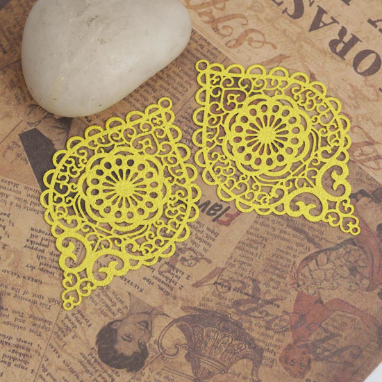 Picture of Brass Pendants Black & White Oval Heart Filigree Stamping 5.8cm x 3.7cm, 5 PCs                                                                                                                                                                                