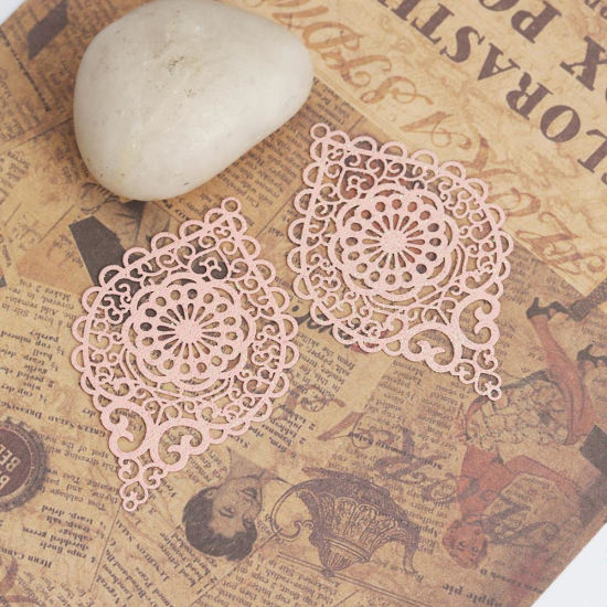 Picture of Brass Pendants Silver Tone Oval Heart Filigree Stamping 5.8cm x 3.7cm, 5 PCs                                                                                                                                                                                  