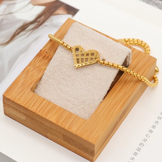 Imagen de 316 Acero Inoxidable Ajustable Slider/ Slide Pulsera Chapado en Oro Corazón Enrejado Hueco 28cm longitud, 1 Unidad