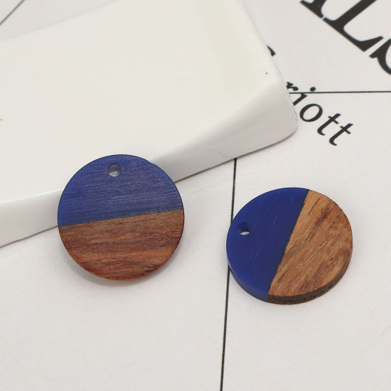 Imagen de Madera+Resina Resina de Efecto Madera Colgantes Charms Ronda Azul Oscuro 18mm Dia, 5 Unidades