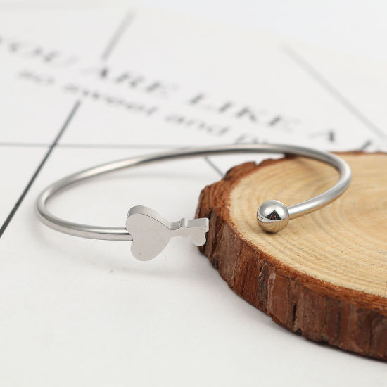 304ステンレス鋼 カフ バングル ブレスレット シルバートーン キー ハート 17.5cm 長さ、 1 個 の画像