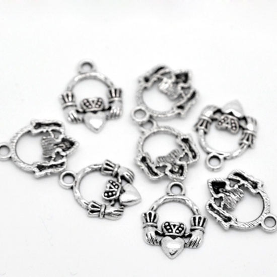 Image de 30 Pendentifs breloque Claddagh coeur dans les mains 18x14mm