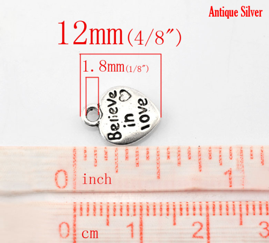 Bild von Zinklegierung Charm Anhänger Herz Antiksilber Message "Believe in love" 12mmx10mm. 100 Stück