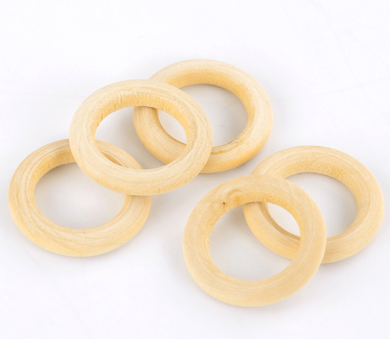 Imagen de 50 Unidades Madera Naturales Conectores Dijes Colgantes Anillo De color crema 3.4cm Dia