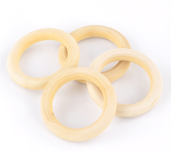 Imagen de 20 Unidades Madera Naturales Conectores Dijes Colgantes Anillo De color crema 5.6cm Dia