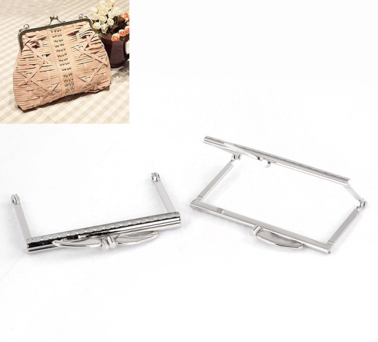 Picture of Iron Based Alloy Kiss Clasp Lock Purse Frame Rectangle Silver Tone 10.5x7.4cm(4 1/8"x2 7/8"), Open Size: 13.9x10.6cm(5 4/8"x4 1/8"), 2 PCs