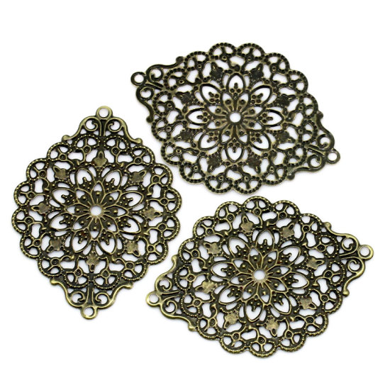 Immagine di Lega di Ferro Cabochon per Abbellimento Accessori Rombo Tono del Bronzo Hollow Disegno 5.3cm x 3.8cm, 50 Pz