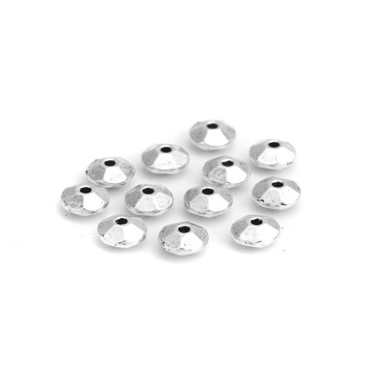 Immagine di Lega di Zinco Perline Piattino Volante Tono Argento Sfaccettato Circa 6mm x 2.7mm, Foro:Circa 1.1mm, 300 Pz