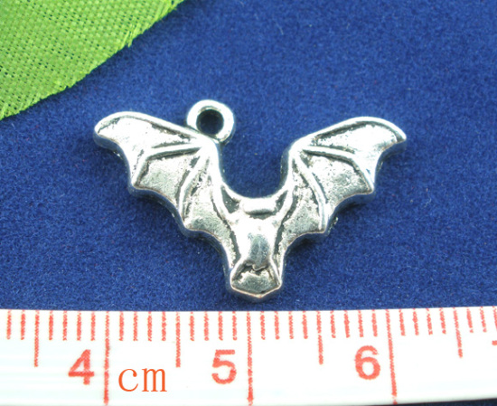 Imagen de Colgantes Aleación  Halloween Murciélago Plata Antigua Rhinestone 23mm x 15mm, 30 Unidades