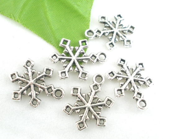 Picture of Zinc Based Alloy Pendants Christmas Snowflake Antique Silver Color 19mm x 14mm, 50 PCs