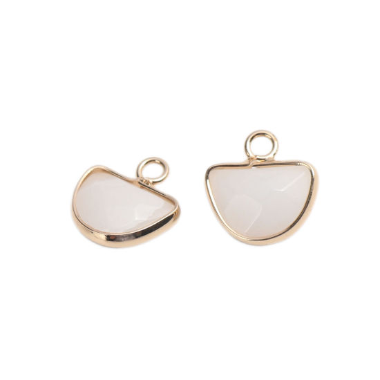 Picture of (Grade A) Quartz Rock Crystal ( Natural ) Charms Gold Plated White Half Round 14mm x 13mm, 1 Piece