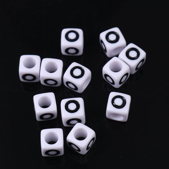 Immagine di Acrilato Separatori Perline Quadrato Nero & Bianco Lettera Maiuscola Lettere " O " Smalto Circa 7mm x 7mm, Foro: Circa 3.8mm, 200 Pz