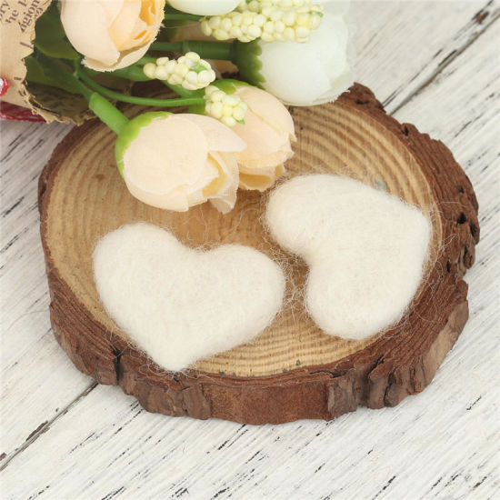 Picture of Wool For DIY & Craft Gray Heart 3.5cm x 2.7cm, 2 PCs